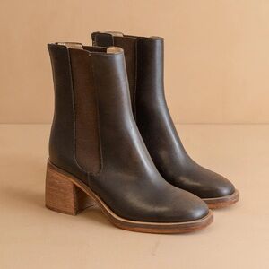 Oasis Society Brown Chelsea Heel Boots